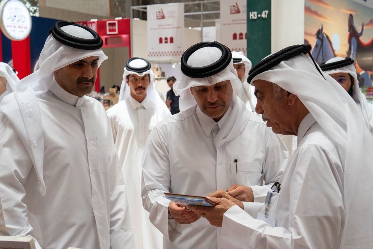 نائب رئيس مجلس الوزراء ووزير الدولة لشؤون الدفاع يزور معرض الدوحة الدولي للكتاب في نسختة ال35