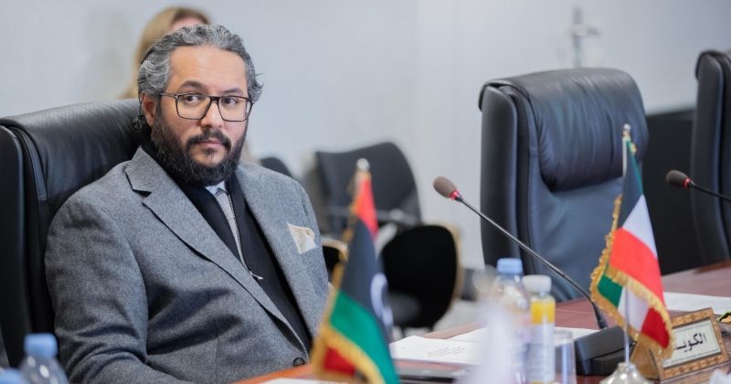 الشيخ سلمان الصباح مشاركاً في الاجتماع