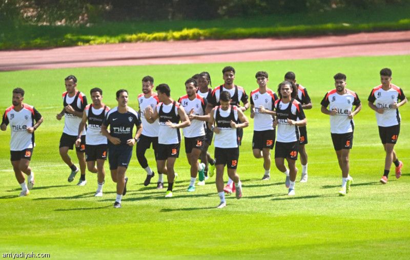 قبل الجولة الحاسمة.. أزمة تذاكر بين الزمالك وسيراميكا