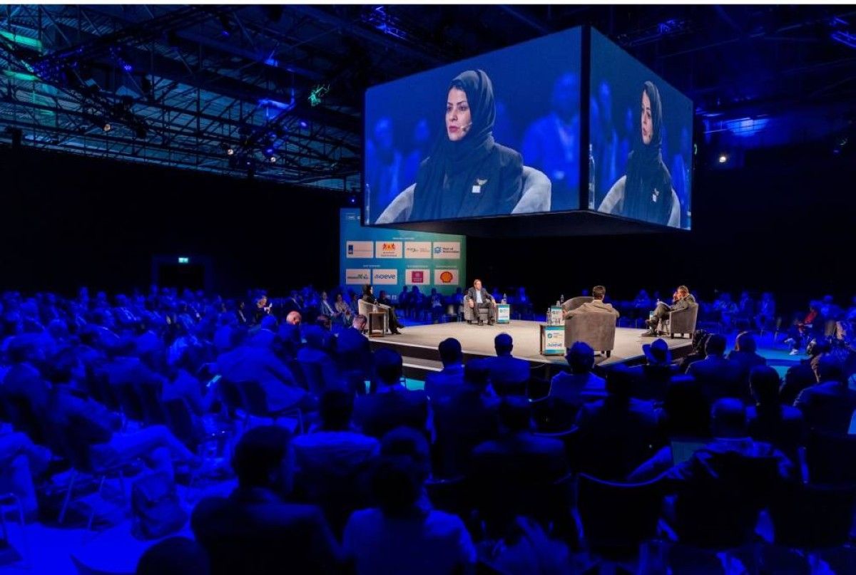 الإمارات تستعرض رؤيتها لتعزيز اقتصاد الهيدروجين خلال قمة روتردام
