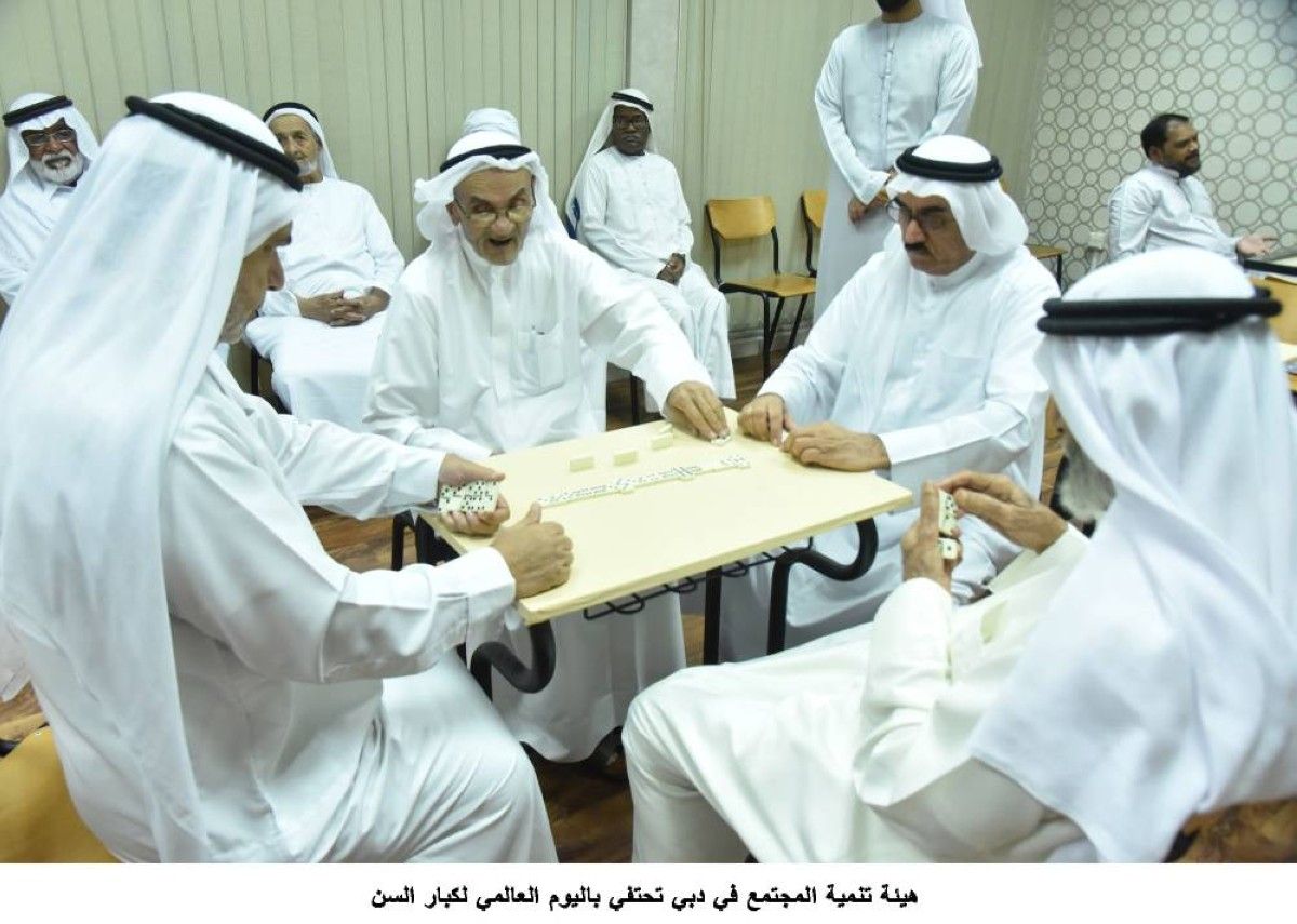 رئيس شعبة الامارات لطب المسنين تدعو لرعاية كبار السن وتحذر من الإفراط في اللحوم الحمراء