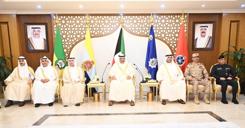 سمو ولي العهد يزور قياديي ومنتسبي السلك العسكري والأمني: ما تبذلونه محل فخر واعتزاز