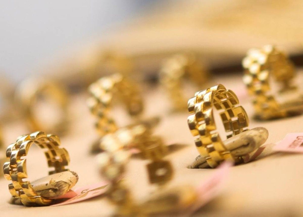 تراجع ملحوظ لأسعار الذهب والفضة في الإمارات