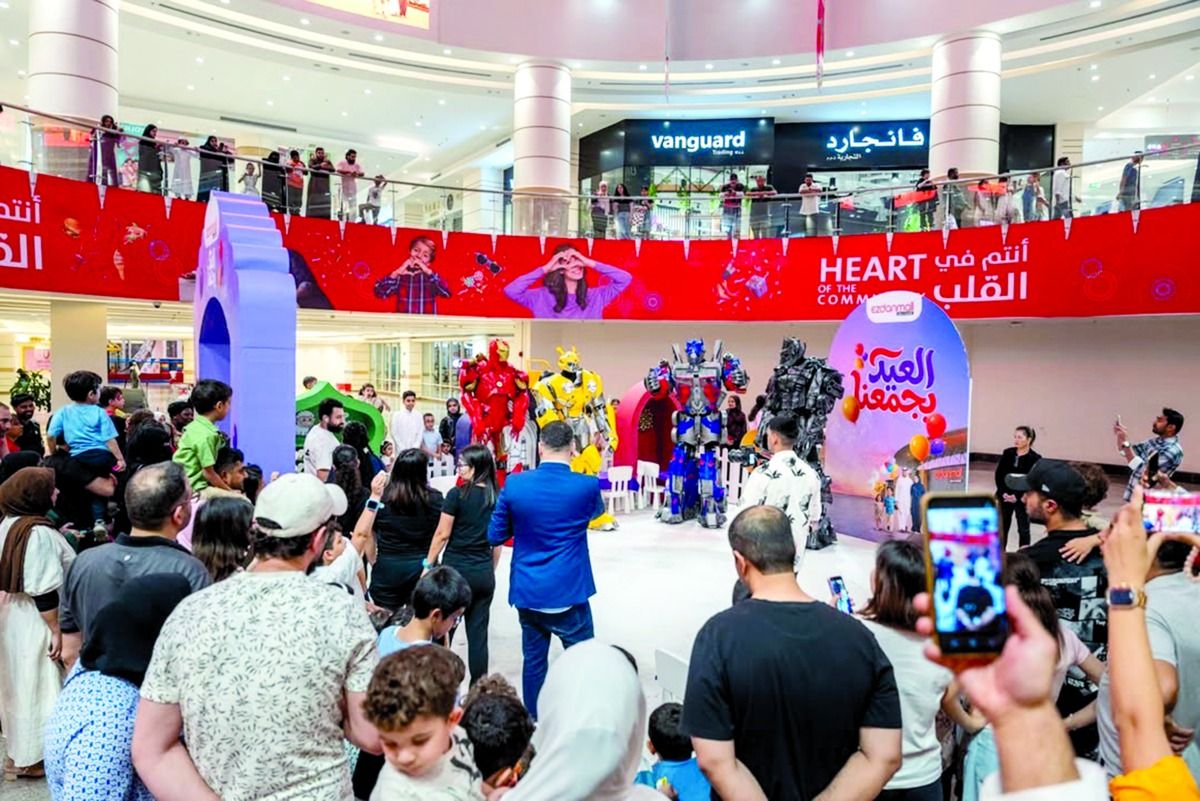 عروض ترفيهية وأجواء استثنائية للأطفال في «المولات»