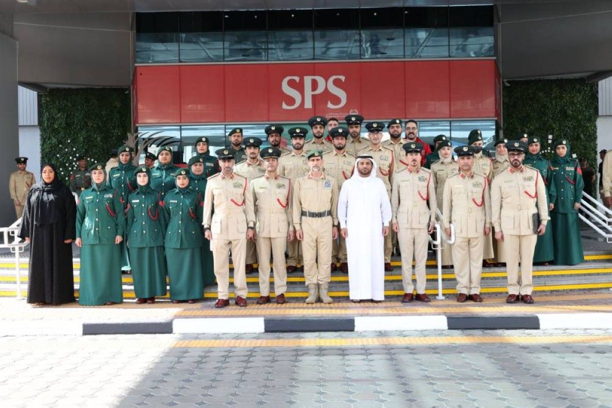 عبدالله المري يتفقد سير العمل في مركز شرطة المرقبات