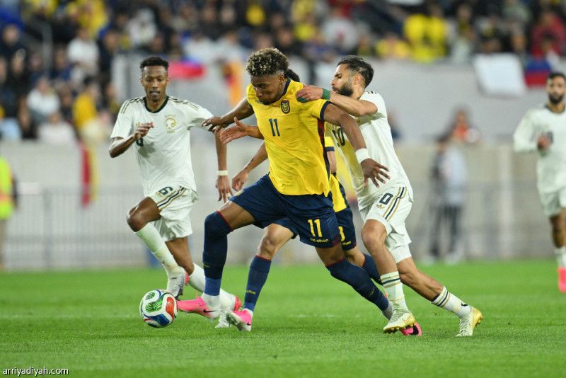 أصبح اللاعب 583.. آل حجي يبدأ رحلة الأخضر أمام الإكوادور