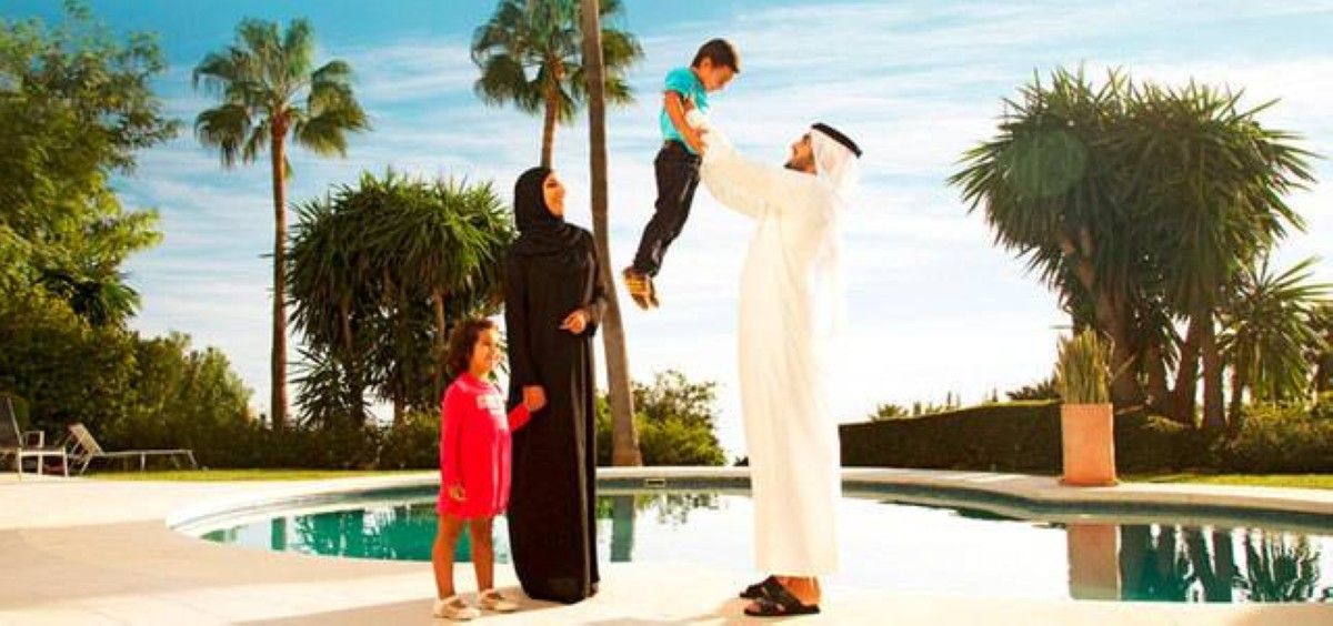 الإمارات تحتفي باليوم العالمي للوالدين بمنظومة متكاملة ترسخ البر وتعزز التماسك الأسري