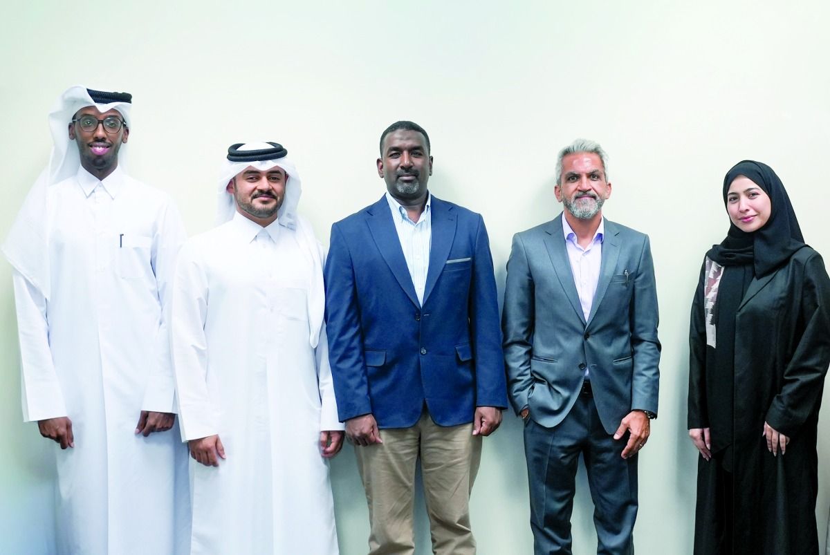 طلاب ماجستير تحليلات الأعمال يحصلون على شهادة دولية