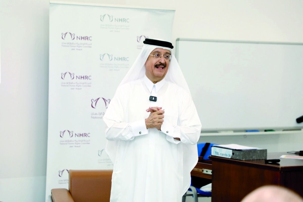 نائب رئيس اللجنة الوطنية: القطاع الصحي خط الدفاع الأول لحماية حقوق الإنسان