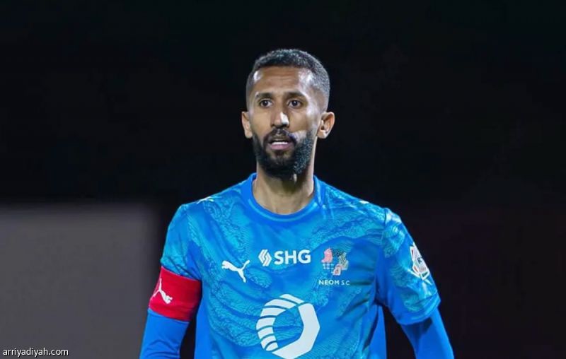 الفرج يرفض الاعتزال.. يتدرّب وحيدا.. ويفكر في ناديين