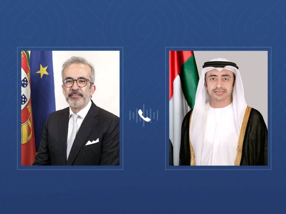 عبدالله بن زايد ووزير خارجية البرتغال يبحثان هاتفياً العلاقات الثنائية والتطورات الإقليمية