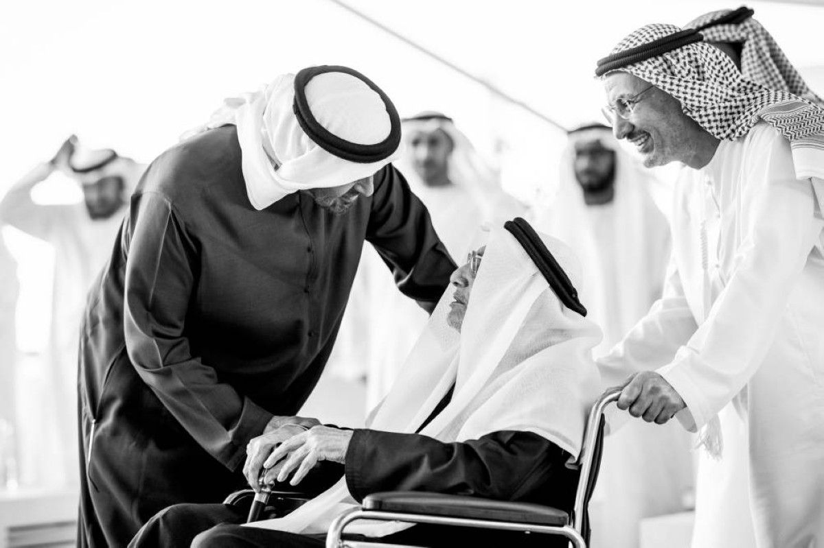 محمد بن زايد: محمود القيسية ترك بصمة بارزة في التعليم