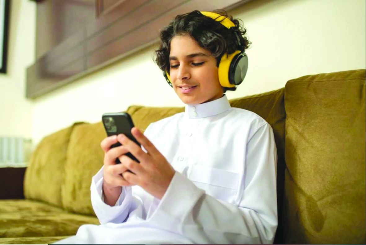 خبراء لـ «العرب»: «الحماية الرقمية للطفل» مسؤولية مشتركة