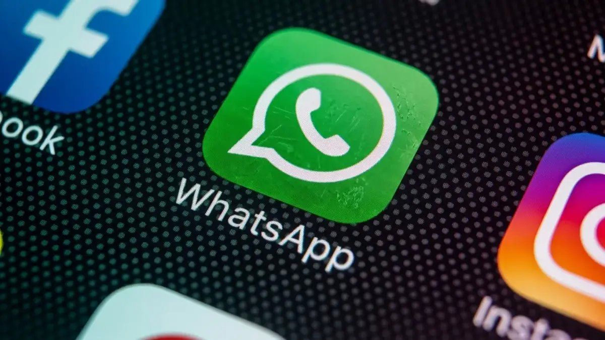 رسمياً: واتساب يُطلق تحديثاً صادماً لمستخدمي iOS… هذه الميزة ستغير طريقة استخدامك للتطبيق تماماً!