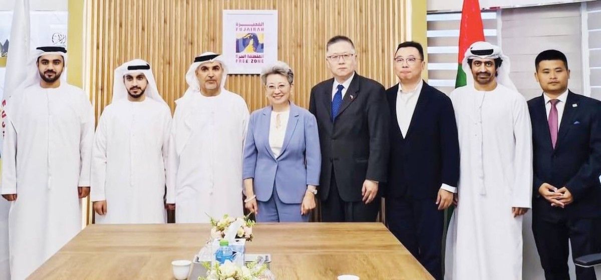 المنطقة الحرة بالفجيرة تبحث التعاون الاقتصادي والاستثماري مع الصين