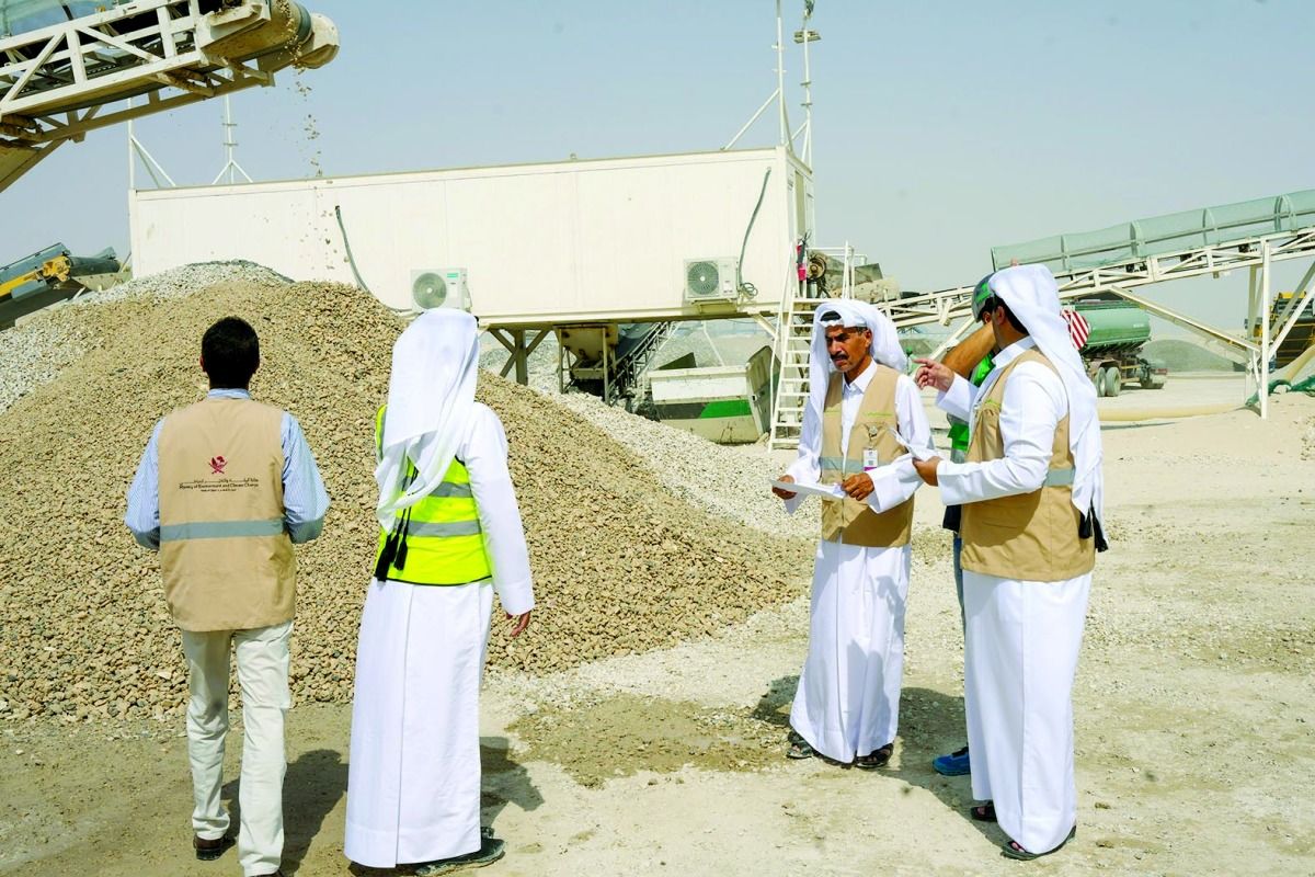 «البيئة» تنفذ جولات تفتيشية بمواقع استخراج الموارد الطبيعية