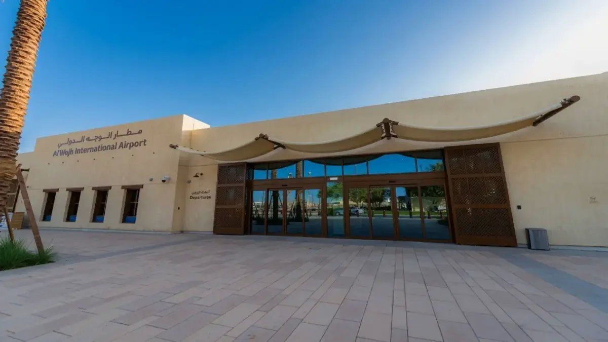 رسمياً: إعادة افتتاح مطار الوجه الدولي بعد تحديث صاروخي - طاقة استيعابية تتضاعف 500% وتُعزز الربط الإقليمي!