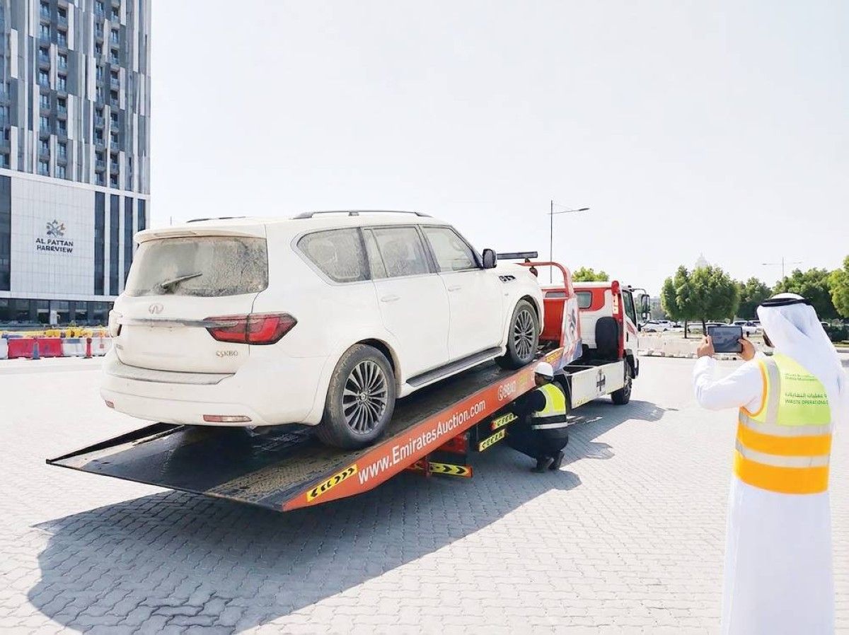 41 % انخفاض سحب المركبات المهملة في دبي