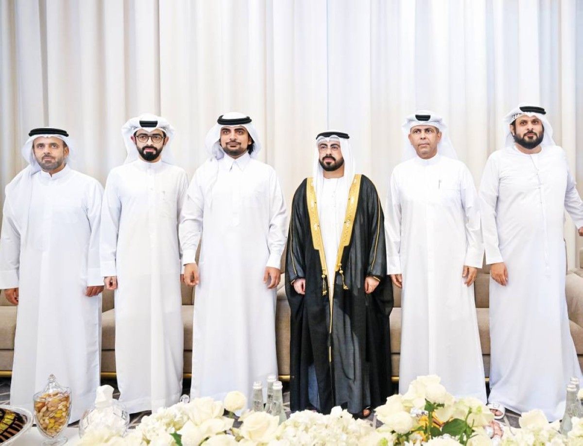 سعيد بن مكتوم يحضر أفراح الفلاسي والبحر