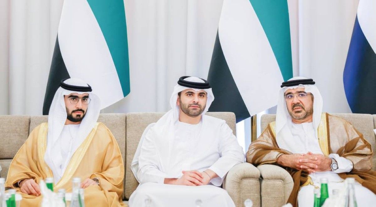 أحمد بن محمد وأحمد بن سعيد ومنصور بن محمد يحضرون أفراح السويدي والجناحي