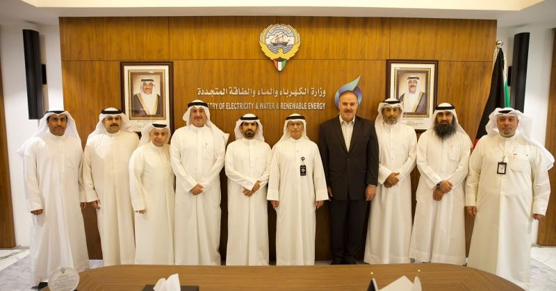 الزامل متوسطاً مقدمي ومنسقي الدورات التدريبية