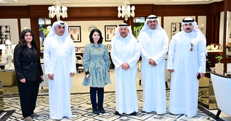 محافظ الفروانية مُستقبلاً مسؤولي «ذوي الإعاقة»
