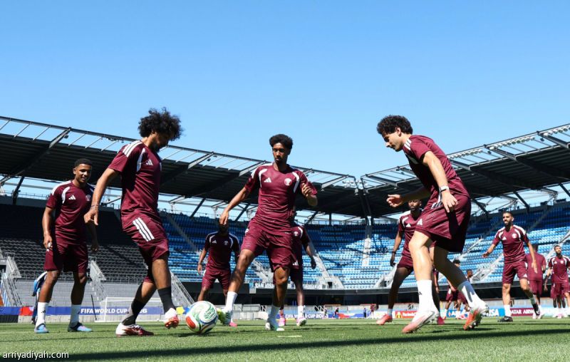 العنابي يبحث عن الانتصار الأول أمام سويسرا