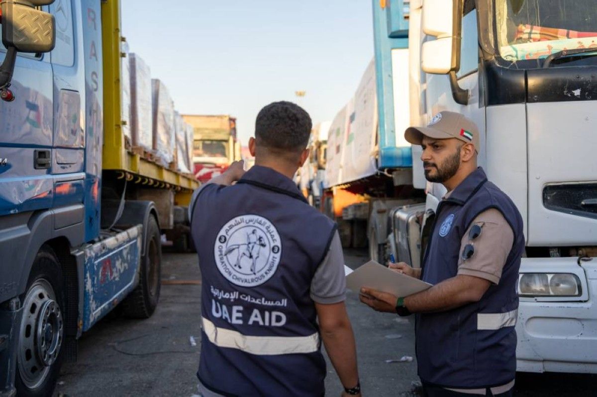 دخول 3 قوافل مساعدات إماراتية إلى غزة تحمل 544 طناً من المواد الإغاثية