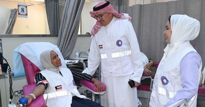 الهلال الأحمر الكويتي يطلق حملة للتبرع بالدم