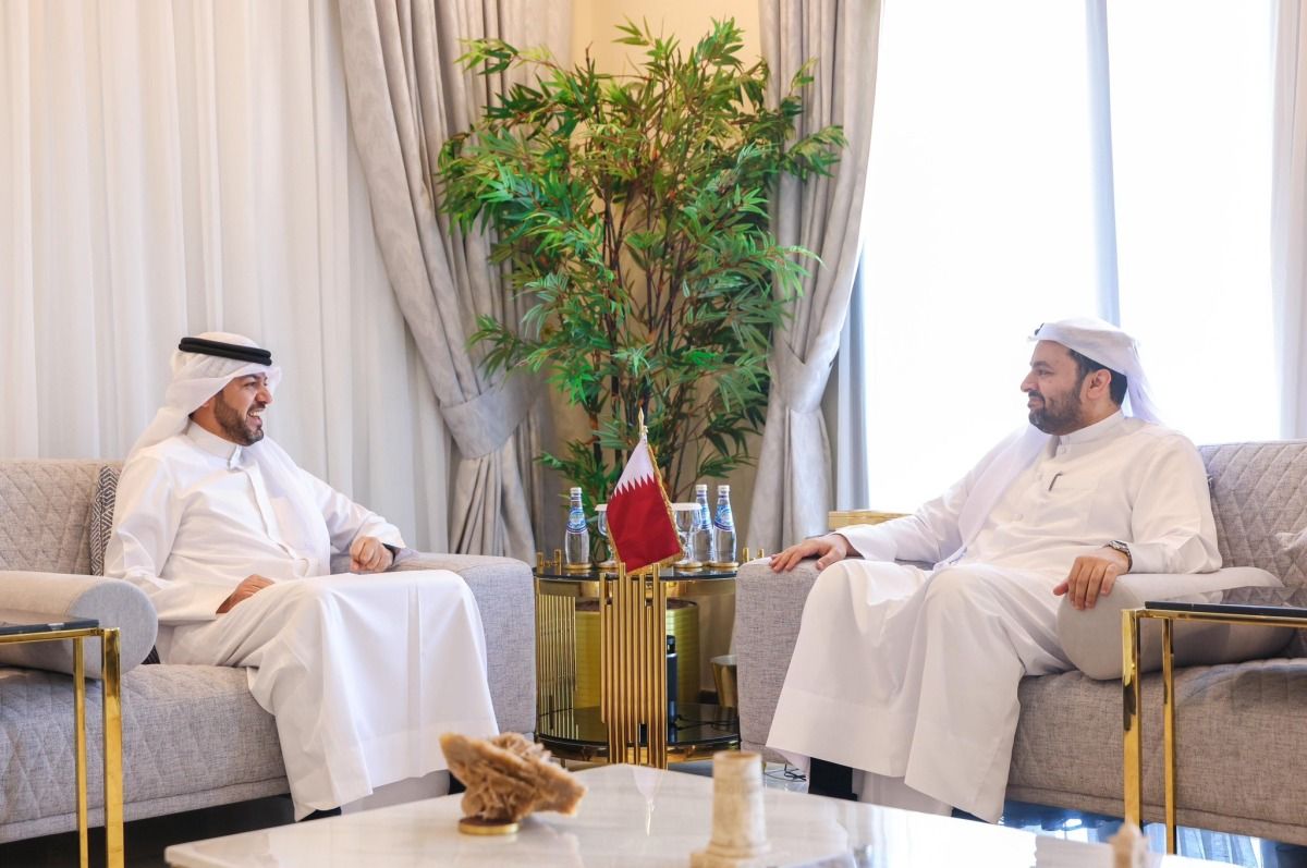 وزير الدولة بوزارة الخارجية يجتمع مع السفير الكويتي