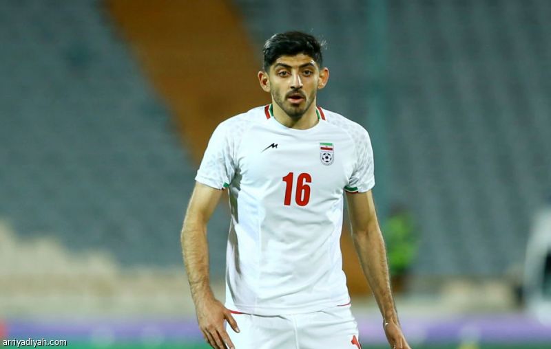 انتهاء صلاحية تأشيرة لاعب إيراني بعد دخوله أمريكا