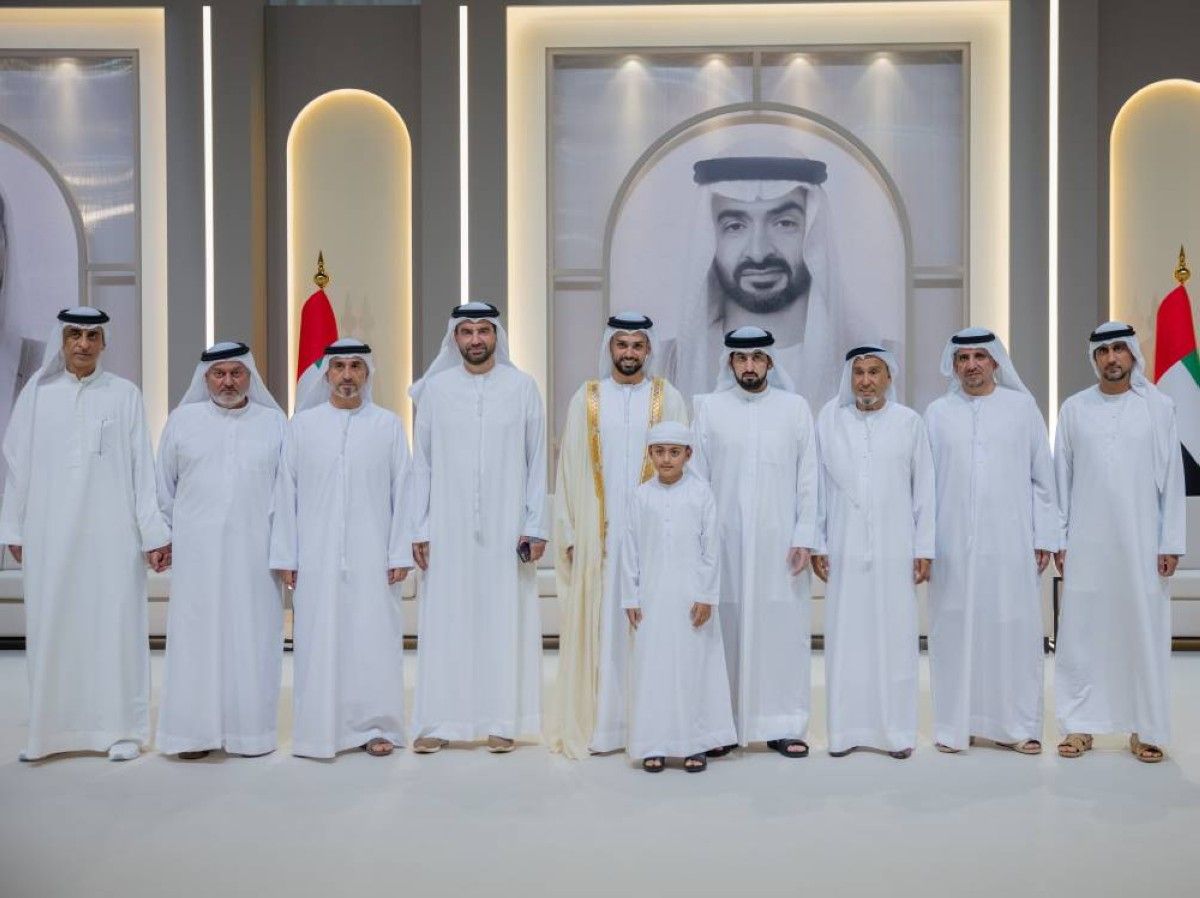 أحمد بن محمد يحضر أفراح صديقي وخوري
