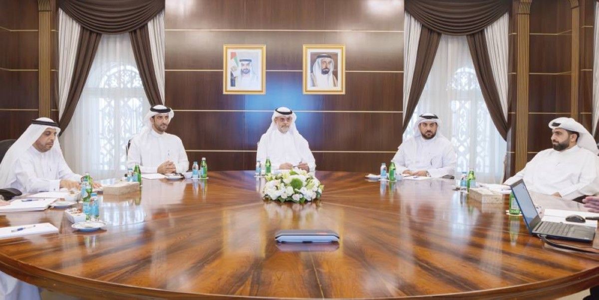 مجلس الطاقة بالشارقة يبحث مستجدات المشروعات الاستراتيجية للقطاع