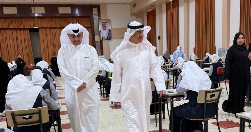 محافظ الجهراء يتفقد سير اختبارات الثانوية العامة في مدارس المحافظة