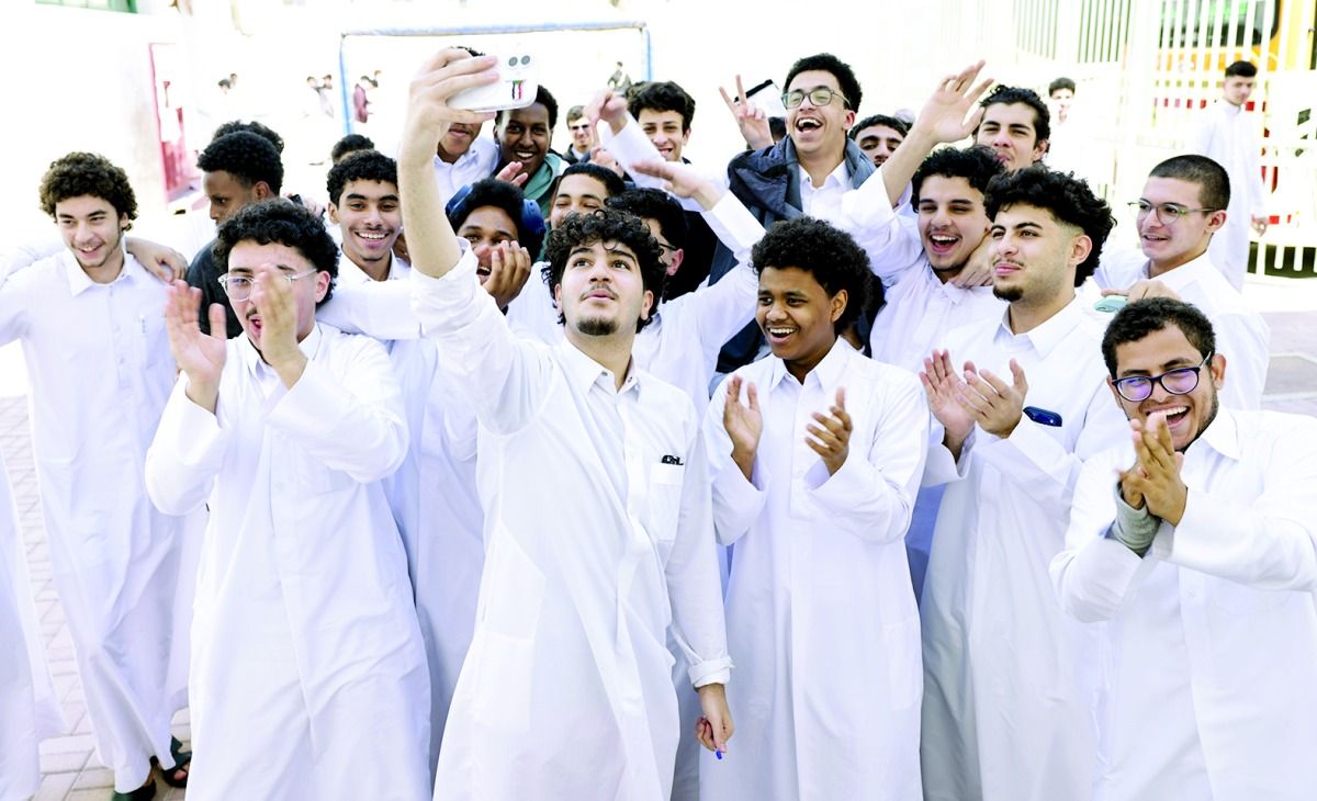 طلاب الثانوية لـ «العرب»: «الإنجليزية» خير ختام لماراثون الامتحانات
