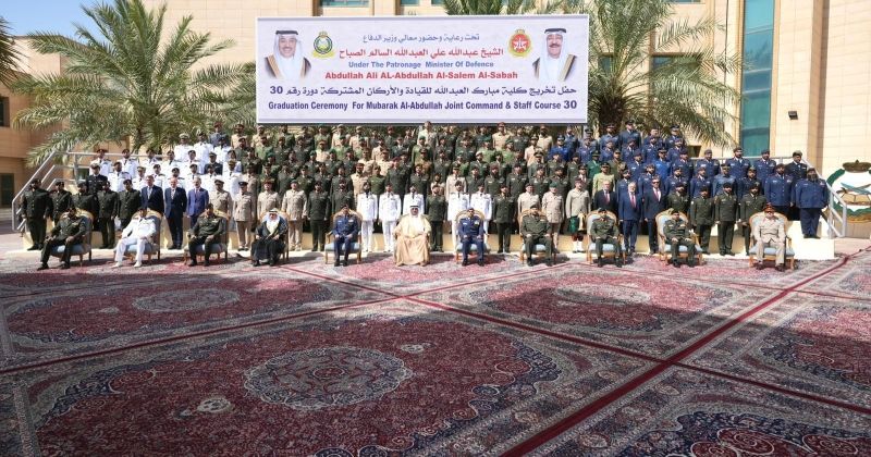 وزير الدفاع: تطوير القدرات المهنية وتعزيز جاهزية القوات المسلحة