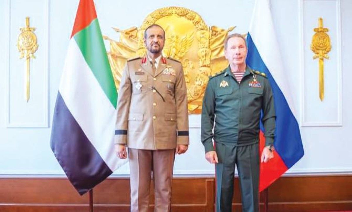الإمارات وروسيا تناقشان تعزيز التعاون الأمني