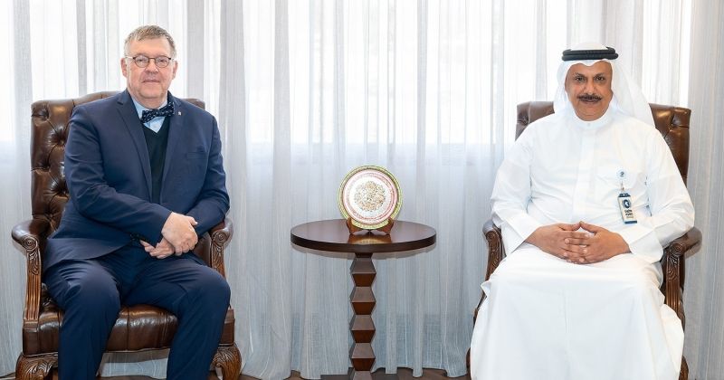 المناعي مستقبلاً سفير التشيك