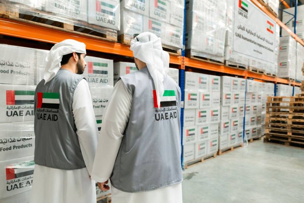 بتوجيهات رئيس الدولة.. الإمارات تقدم مساعدات إنسانية لإغاثة المتضررين في لبنان