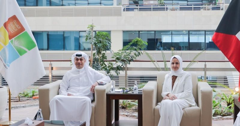 الفليج والجلاهمة يبحثان سبل ترسيخ ثقافة التنمية المستدامة لدى الشباب