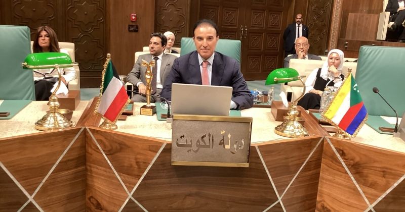 السفير طلال المطيري