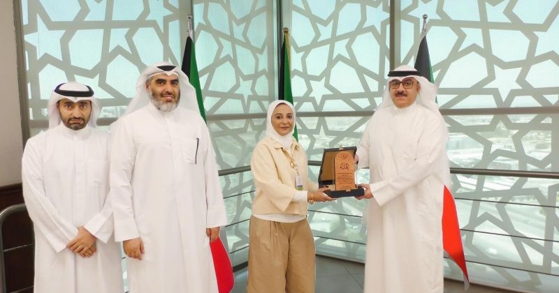 تكريم على هامش توقيع مذكرة التفاهم