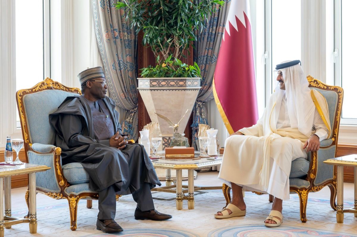 سمو الأمير يتسلم أوراق اعتماد سفيري الإمارات ونيجيريا