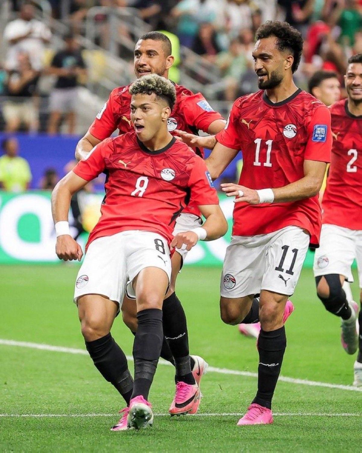محمد بن راشد مهنئاً مصر بالتأهل لدور الـ 16 في كأس العالم: "فرحة العرب اليوم مصرية"
