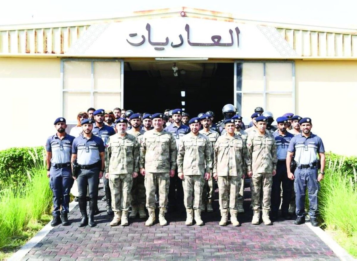 قائد عام شرطة أبوظبي يطّلع على جاهزية مديرية الدوريات الخاصة