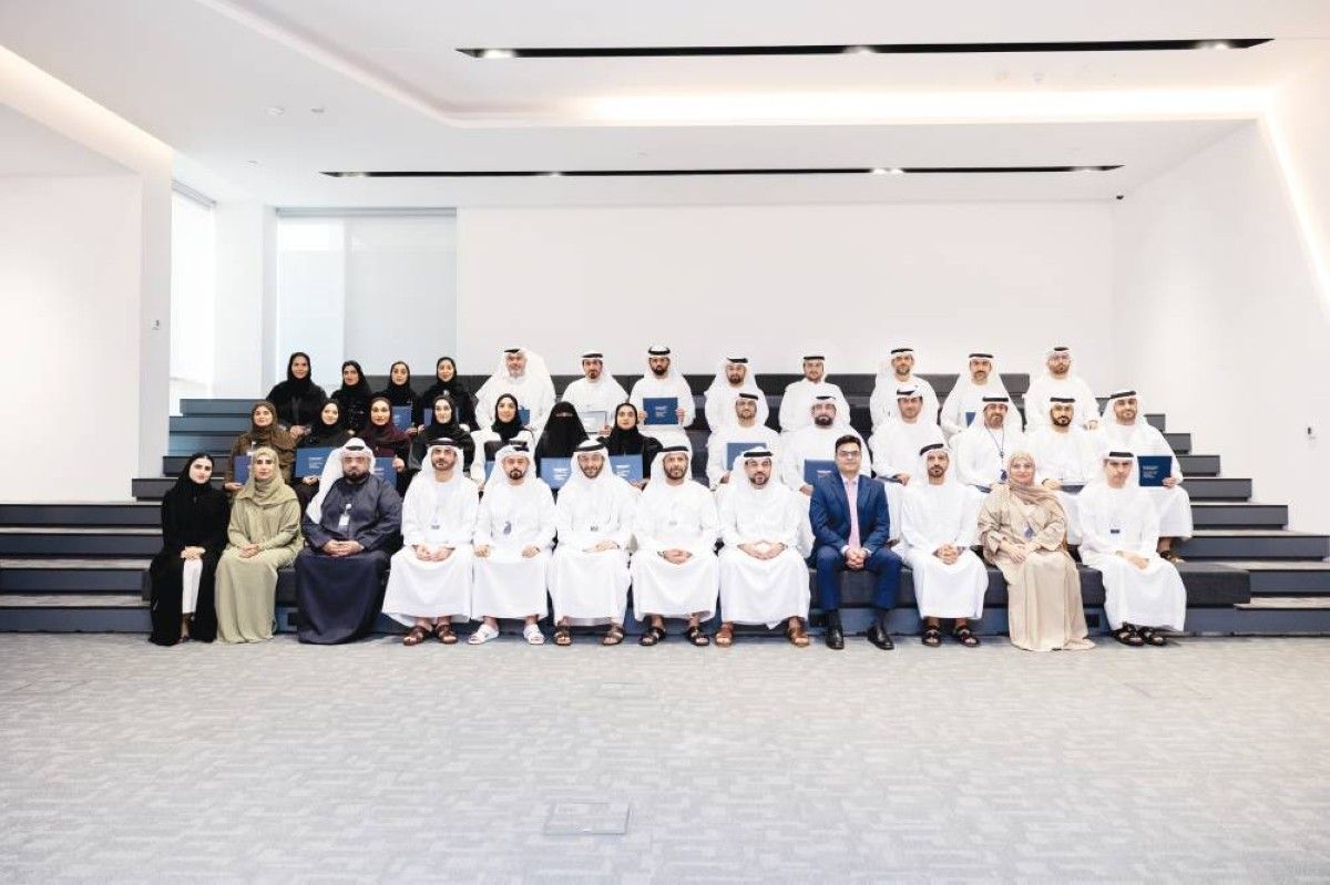 بلدية دبي تخرّج دفعة من برنامج «قيادات المستقبل»
