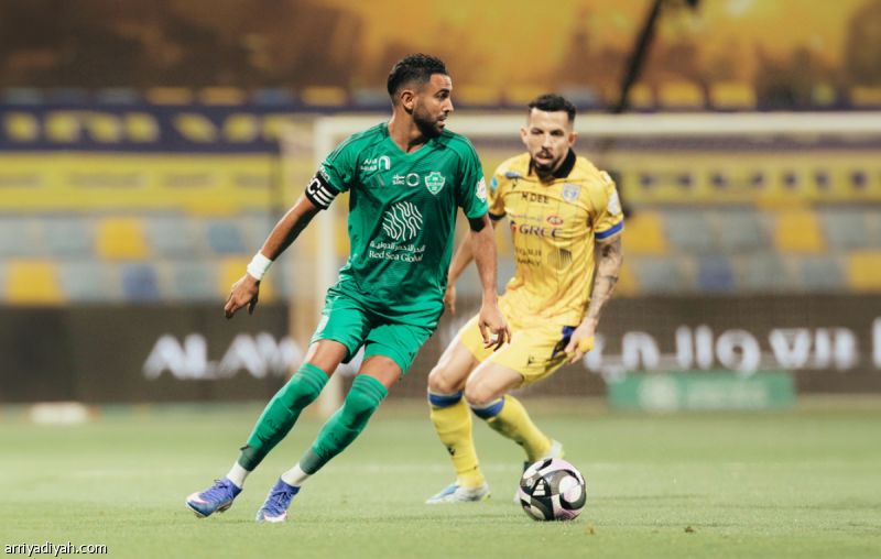 محرز.. رحيل ثاني أكثر أجانب الأهلي مشاركة في الدوري