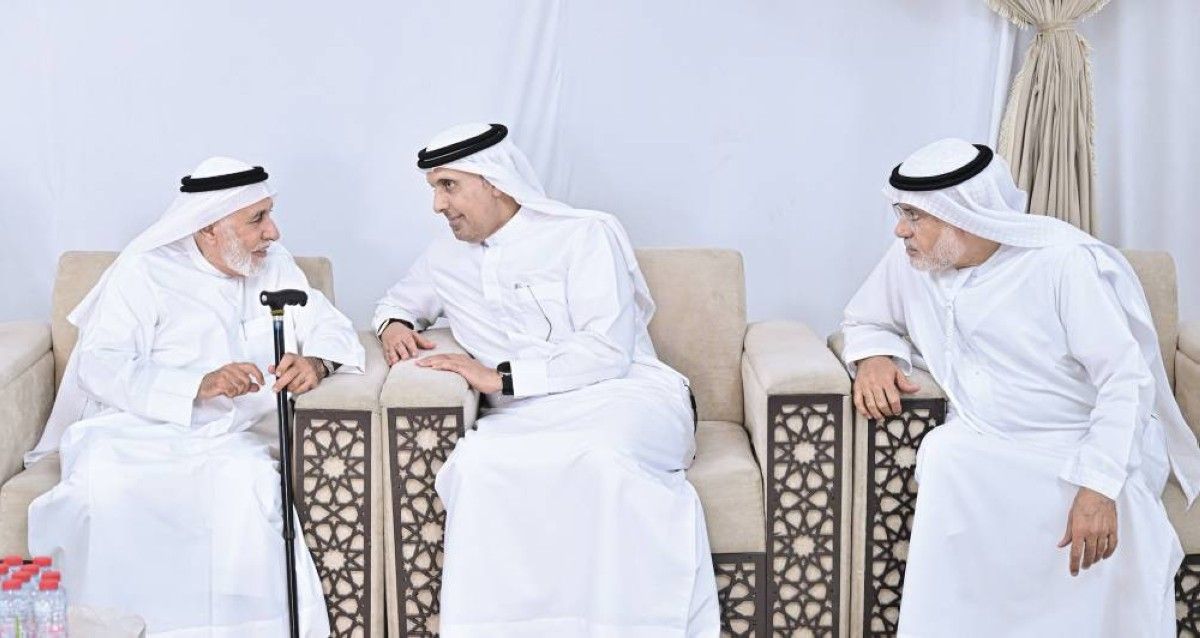 مسؤولون يقدمون واجب العزاء بوفاة عبدالرحمن المدني
