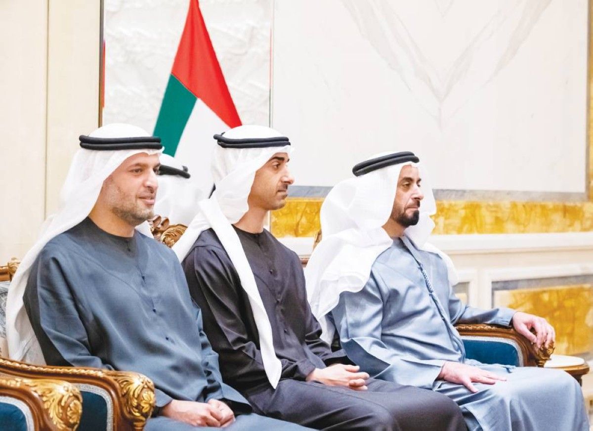 محمد بن زايد ومشعل الصباح يؤكدان أهمية العمل على ترسيخ أسباب السلام الدائم في المنطقة