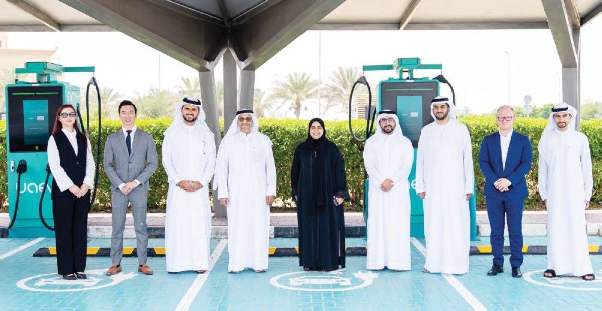 دبي توسّع شبكة شحن المركبات في مرافقها المجتمعية